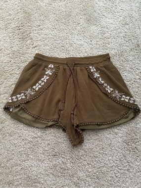 Love Tree Olive Green Embroidered Shorts